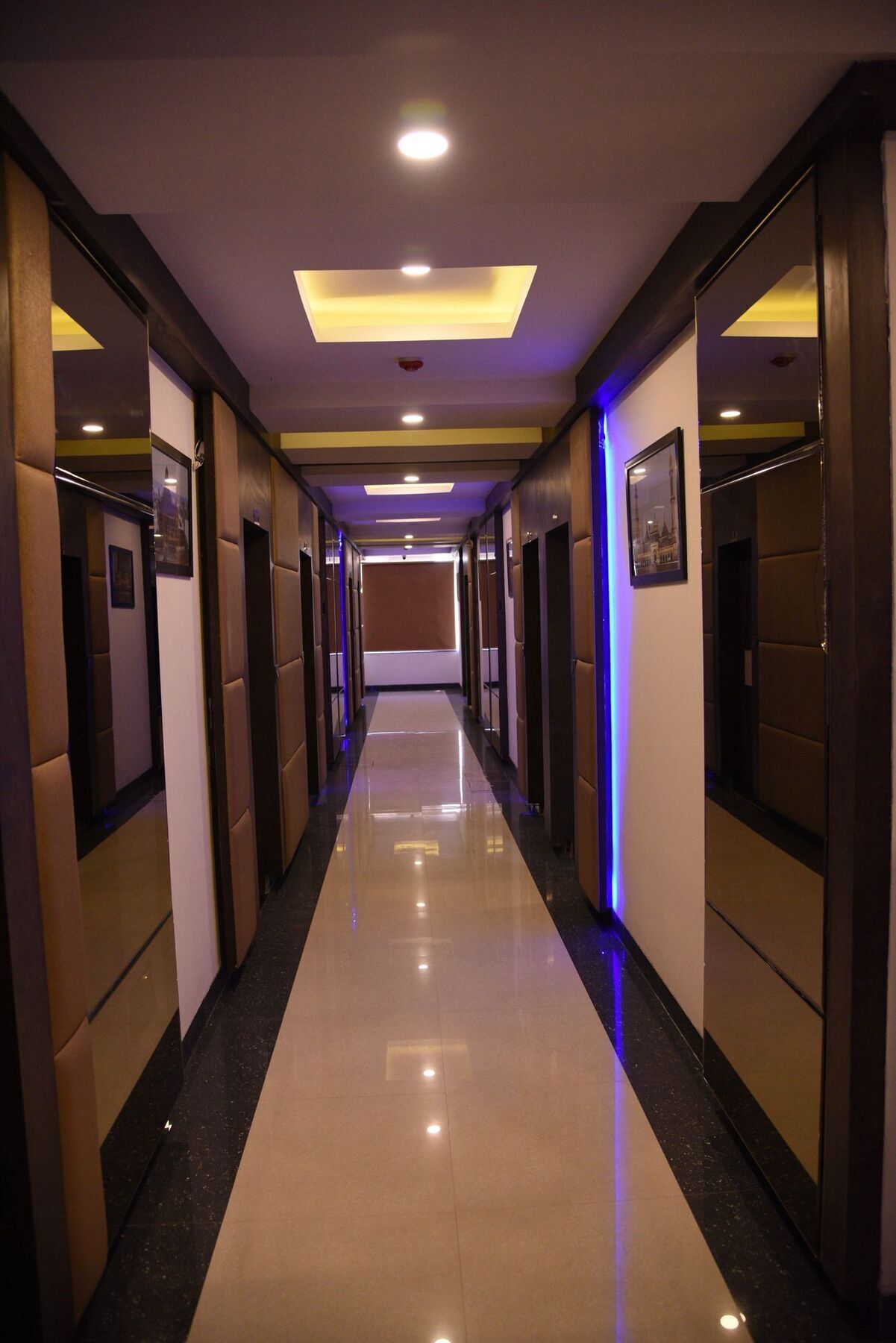 Moments Hotel 3*